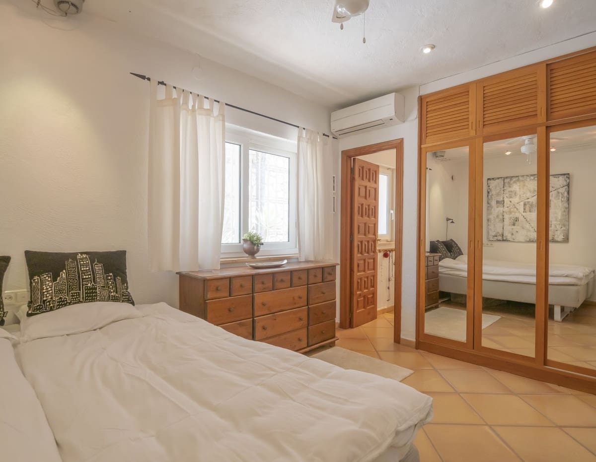 3 sypialnia Willa na sprzedaż w La Sierrezuela - 1 595 000 € (Ref: 9145064)