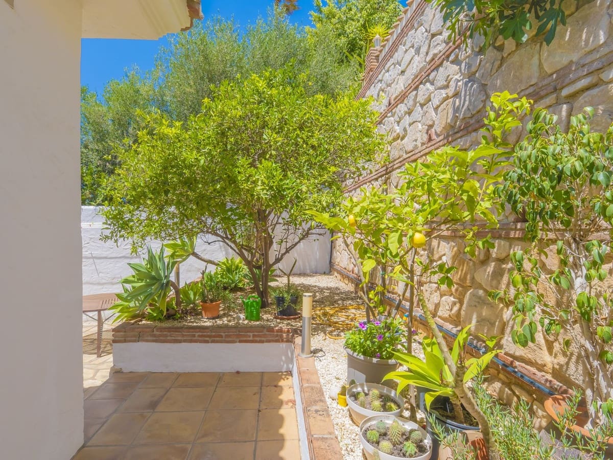 3 sypialnia Willa na sprzedaż w La Sierrezuela - 1 595 000 € (Ref: 9145064)