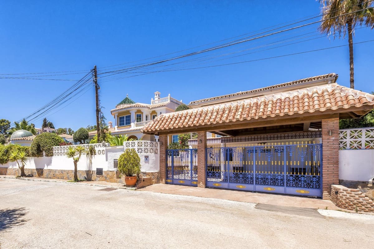 6 soveværelse Villa til salg i Torremuelle - € 1.390.000 (Ref: 9145067)