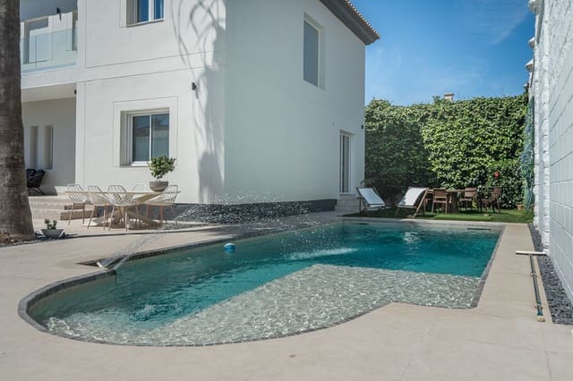 5 soveværelse Villa til salg i El Faro, Mijas - € 1.460.000 (Ref: 9145068)