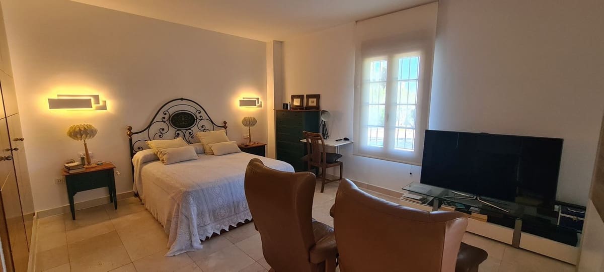 3 soverom Villa til salgs i Cerro del Aguila med garasje - € 1 350 000 (Ref: 9145070)