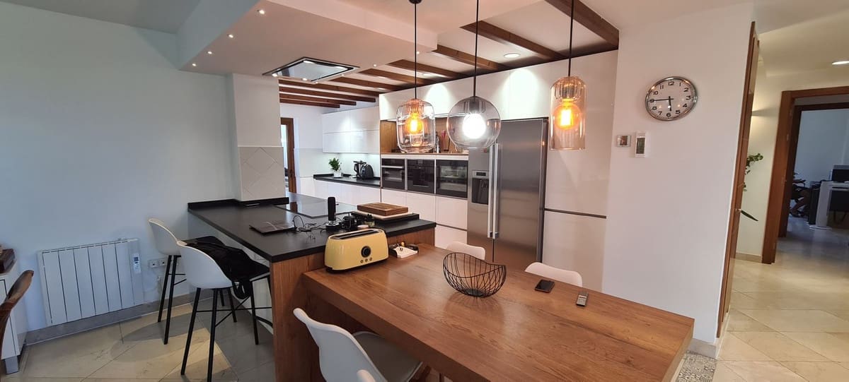 3 Zimmer Villa zu verkaufen in Cerro del Aguila mit Garage - 1.350.000 € (Ref: 9145070)