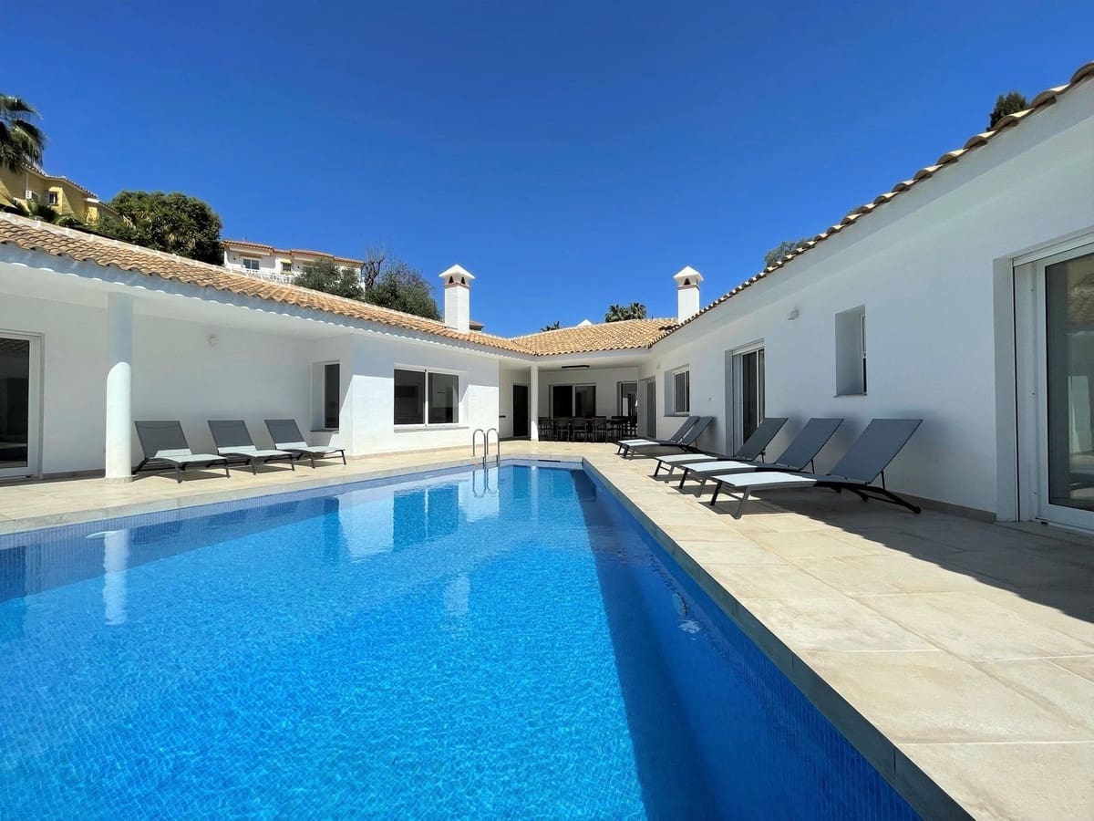 Chalet de 5 habitaciones en La Sierrezuela en venta con garaje - 1.319.000 € (Ref: 9145072)