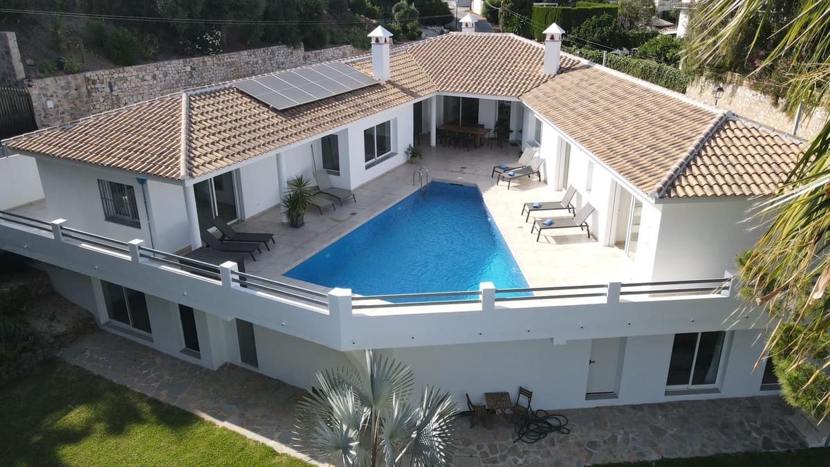 Chalet de 5 habitaciones en La Sierrezuela en venta con garaje - 1.319.000 € (Ref: 9145072)