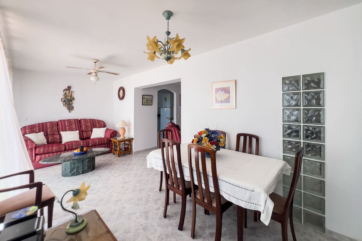 7 slaapkamer Villa te koop in La Capellania met garage - € 1.295.000 (Ref: 9145073)