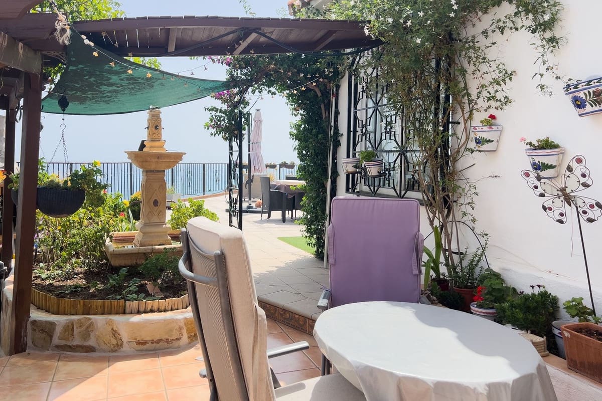 7 slaapkamer Villa te koop in La Capellania met garage - € 1.295.000 (Ref: 9145073)