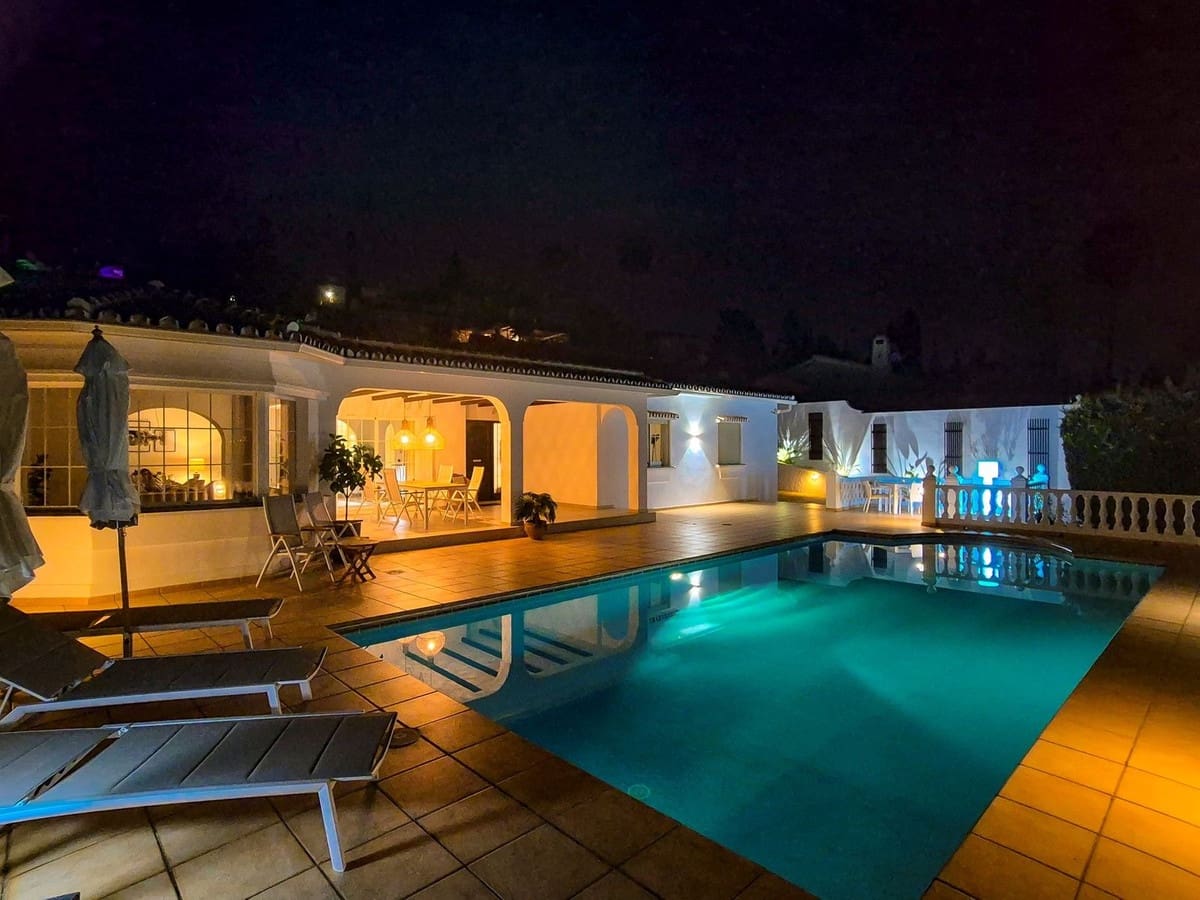 3 soveværelse Villa til salg i La Sierrezuela - € 1.095.000 (Ref: 9145076)