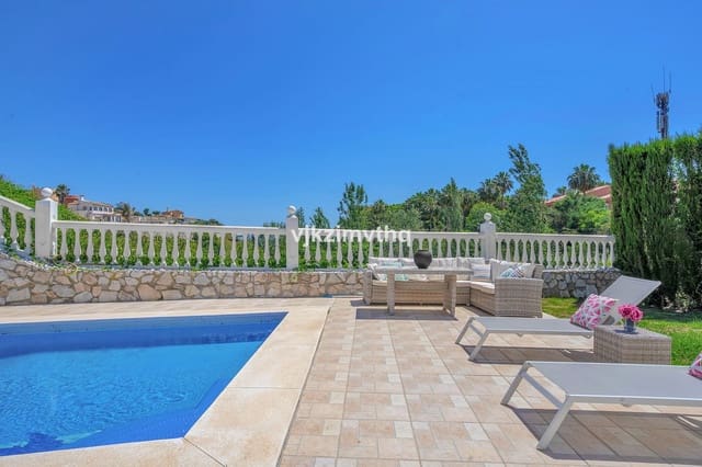 3 bedroom Villa for sale in El Faro, Mijas with garage - € 1,199,000 (Ref: 9145079)
