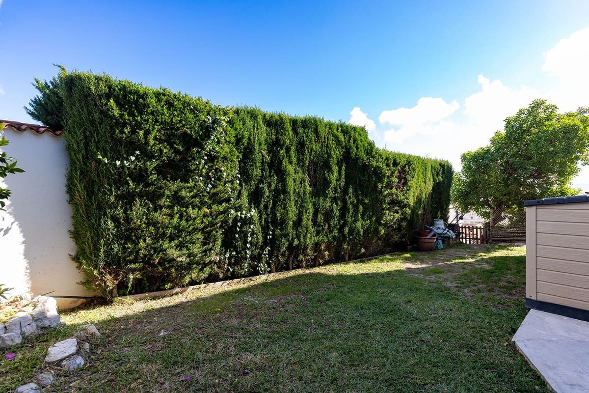 3 slaapkamer Villa te koop in Fuengirola met garage - € 999.999 (Ref: 9145081)