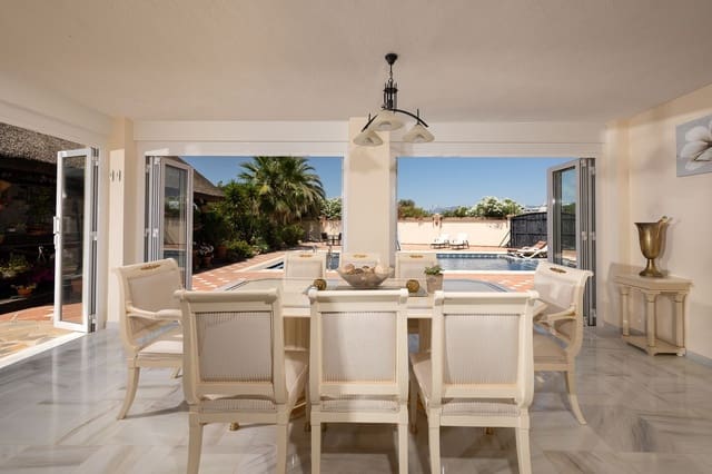 3 makuuhuone Huvila myytävänä paikassa Calahonda, Mijas mukana 
autotalli - 950 000 € (Ref: 9145082)