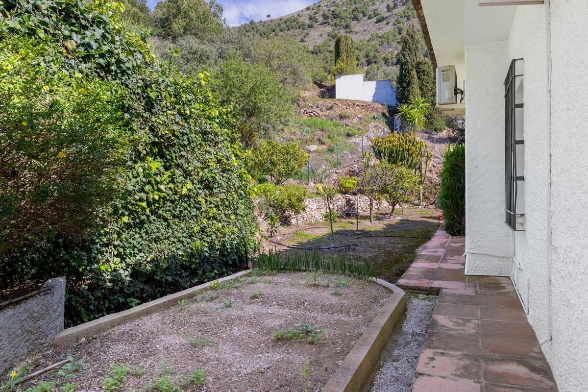 4 makuuhuone Huvila myytävänä paikassa Mijas - 849 000 € (Ref: 9145084)