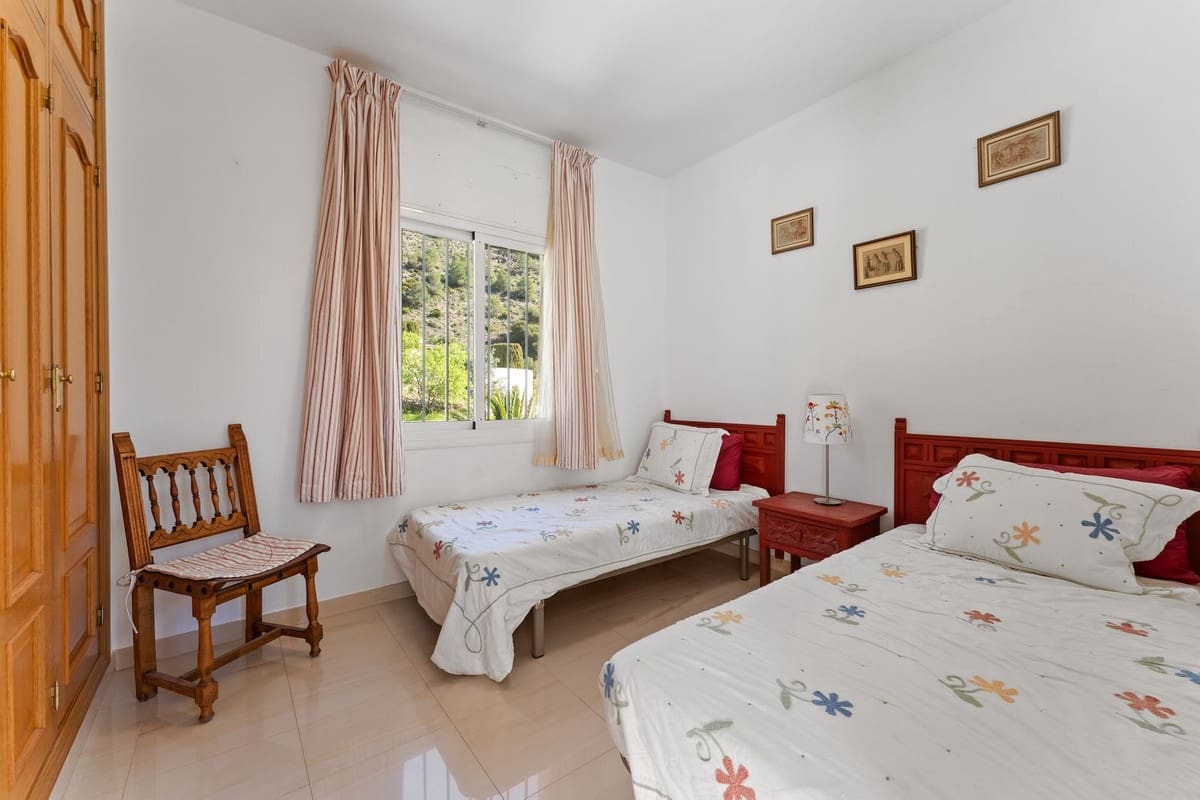 4 makuuhuone Huvila myytävänä paikassa Mijas - 849 000 € (Ref: 9145084)