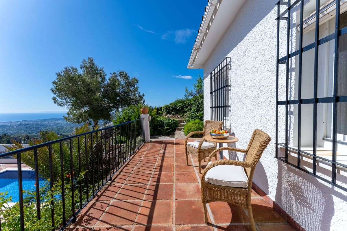 4 makuuhuone Huvila myytävänä paikassa Mijas - 849 000 € (Ref: 9145084)