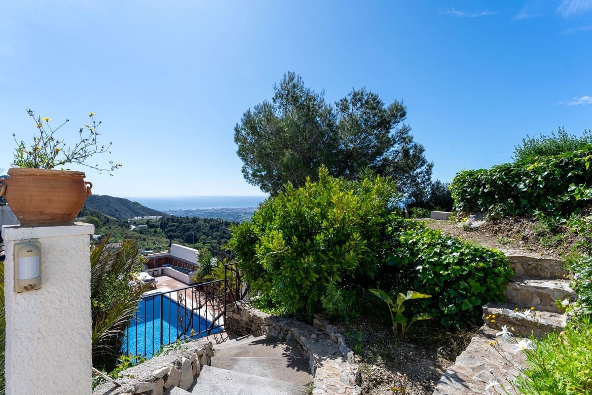 4 makuuhuone Huvila myytävänä paikassa Mijas - 849 000 € (Ref: 9145084)