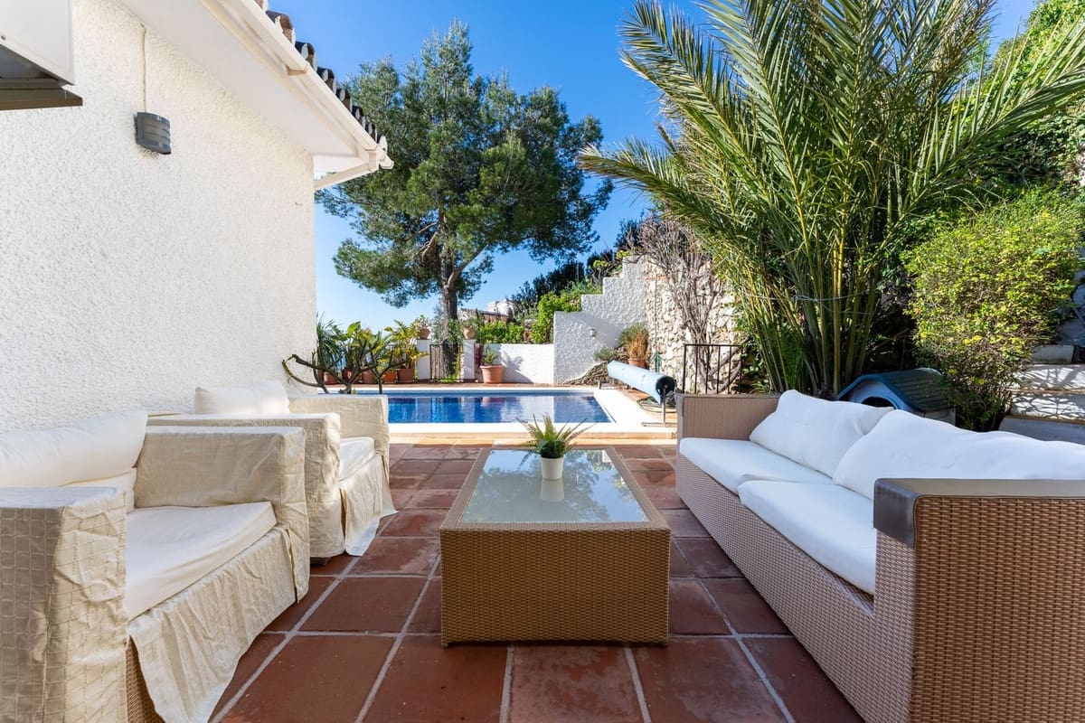 4 makuuhuone Huvila myytävänä paikassa Mijas - 849 000 € (Ref: 9145084)