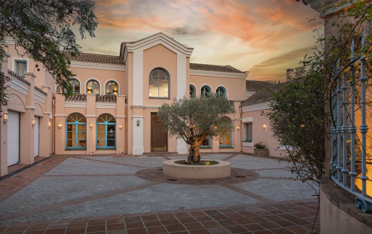 6 soveværelse Villa til salg i Sotogrande med garage - € 4.700.000 (Ref: 9145087)