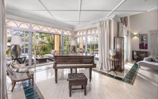 6 soverom Villa til salgs i Sotogrande, San Roque med garasje - € 4 700 000 (Ref: 9145087)