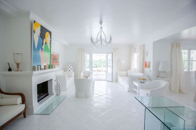 3 soveværelse Villa til salg i San Roque med garage - € 1.200.000 (Ref: 9145089)