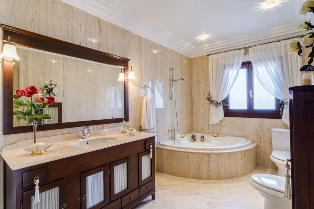 6 soverom Villa til salgs i Alhaurin el Grande med garasje - € 1 200 000 (Ref: 9145093)