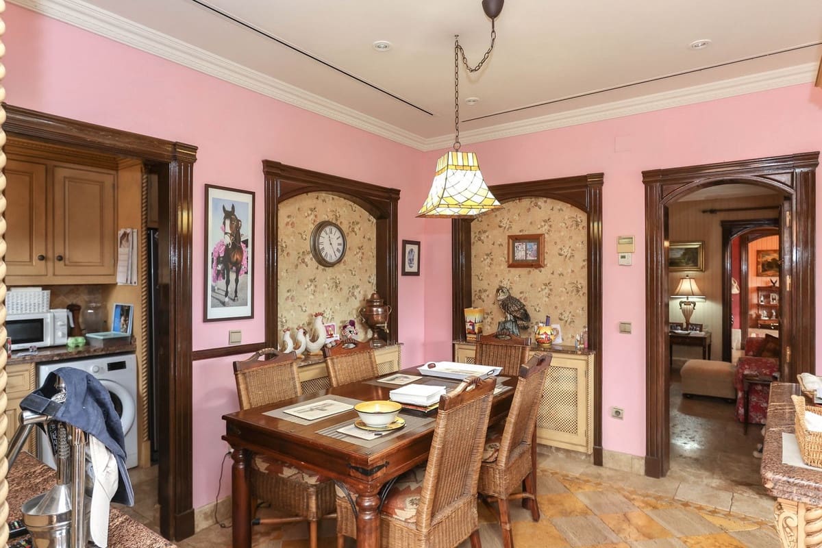 5 soveværelse Villa til salg i Monda - € 899.000 (Ref: 9145095)