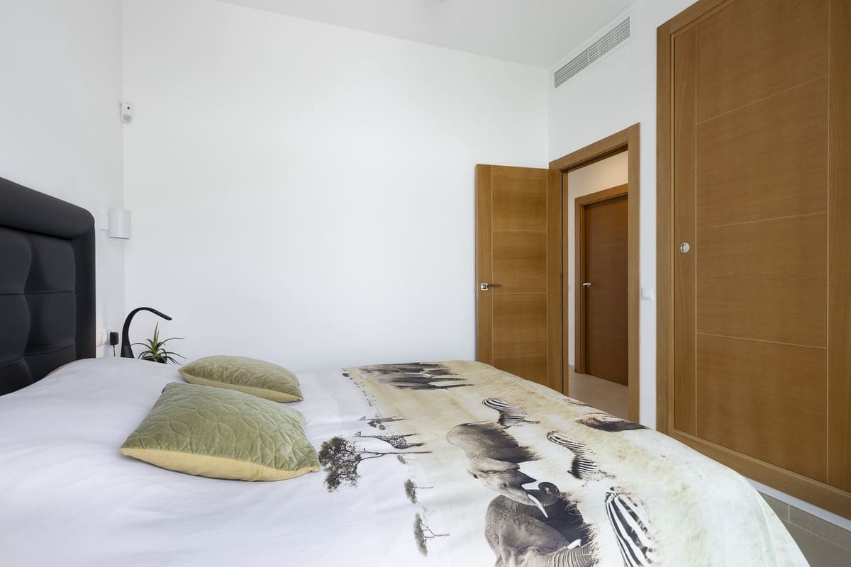 4 soveværelse Villa til salg i Coin - € 759.000 (Ref: 9145097)