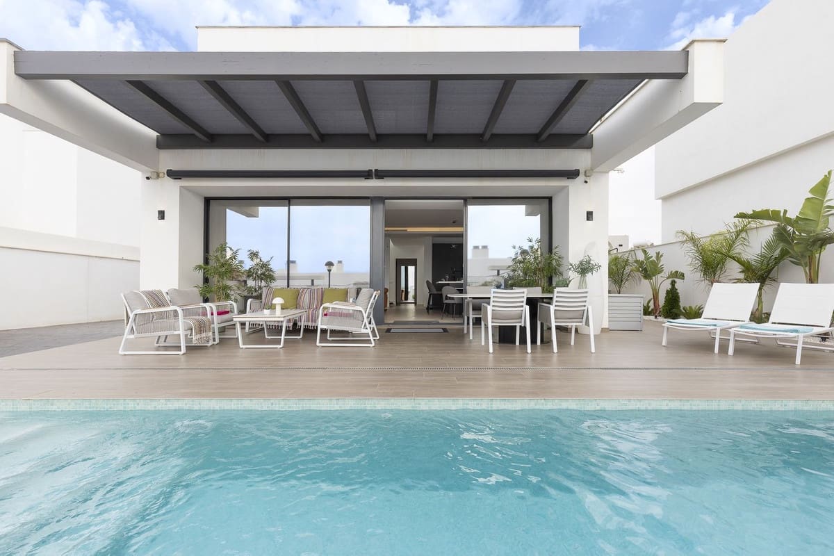 4 soveværelse Villa til salg i Coin - € 759.000 (Ref: 9145097)