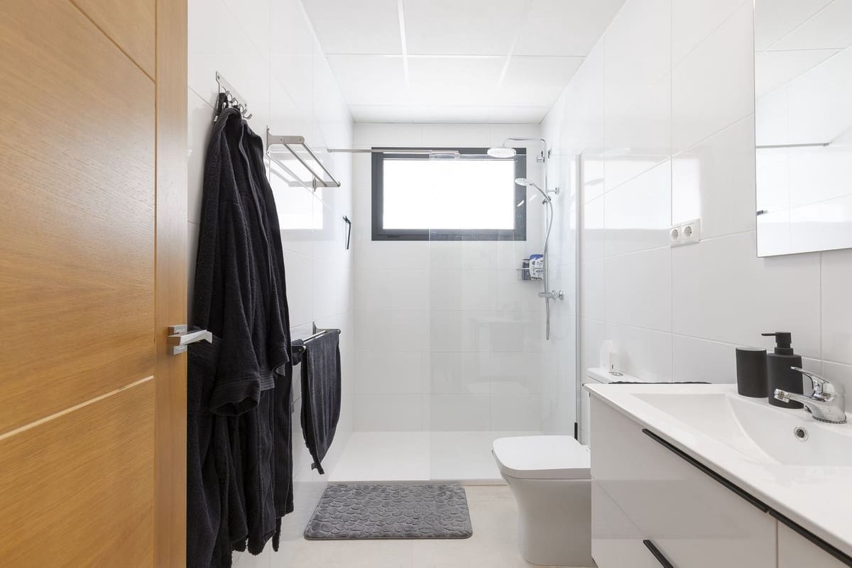 4 bedroom Villa for sale in Coin - € 759,000 (Ref: 9145097)