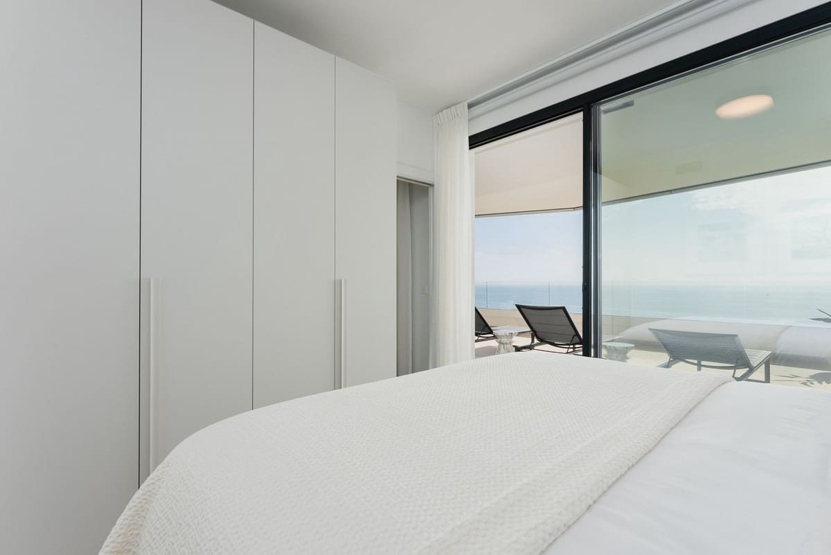 3 slaapkamer Appartement te koop in Fuengirola - € 1.850.000 (Ref: 9150657)