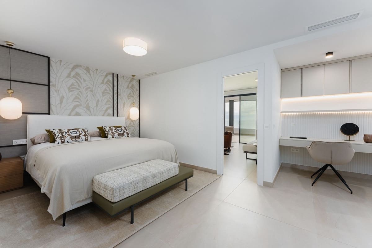 3 slaapkamer Appartement te koop in Fuengirola - € 1.850.000 (Ref: 9150657)