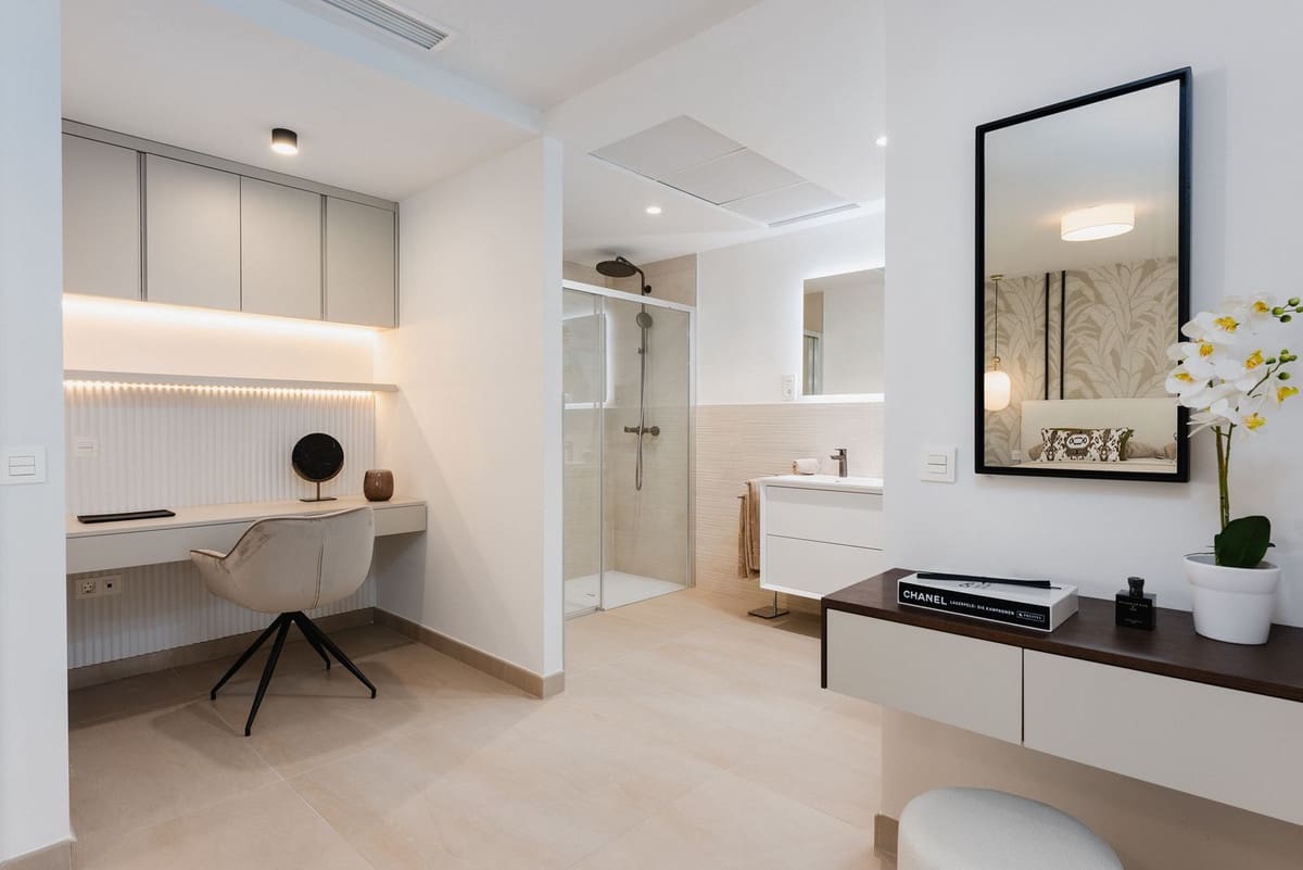 3 slaapkamer Appartement te koop in Fuengirola - € 1.850.000 (Ref: 9150657)