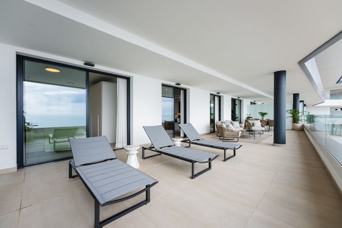 3 slaapkamer Appartement te koop in Fuengirola - € 1.850.000 (Ref: 9150657)
