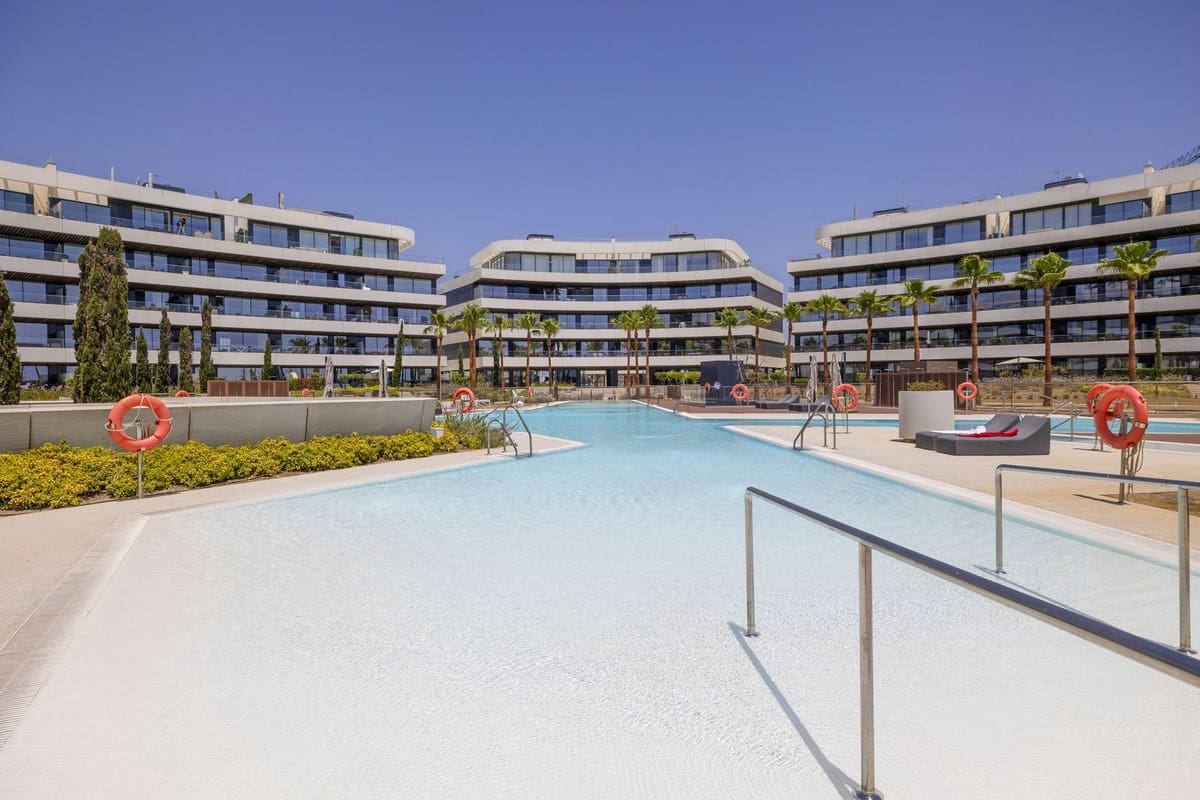 3 makuuhuone Huoneisto myytävänä paikassa Torremolinos - 1 390 000 € (Ref: 9150662)