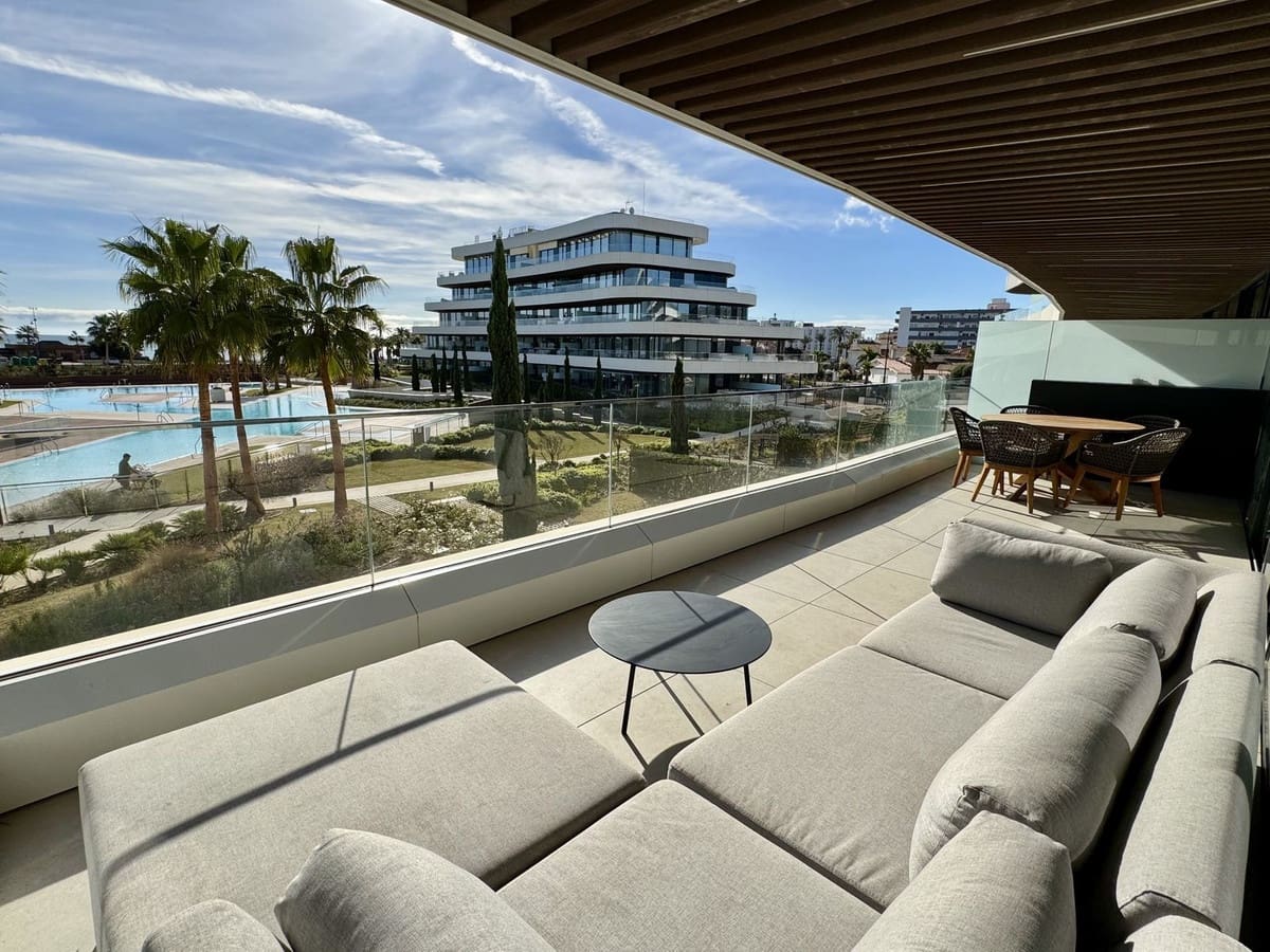 3 bedroom Apartment for sale in Torremolinos with garage - € 1,290,000 (Ref: 9150662)