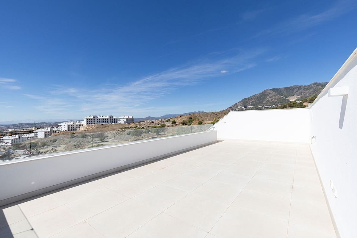 Apartamento de 3 habitaciones en Fuengirola en venta - 1.275.000 € (Ref: 9150666)