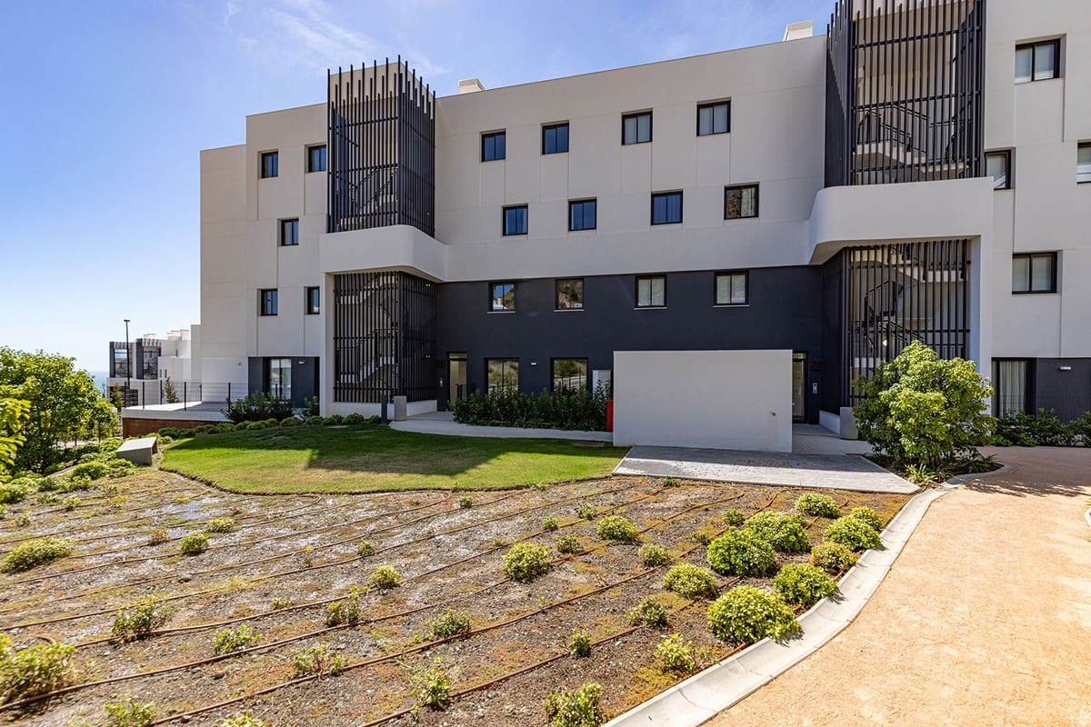 Apartamento de 3 habitaciones en Fuengirola en venta - 1.275.000 € (Ref: 9150666)