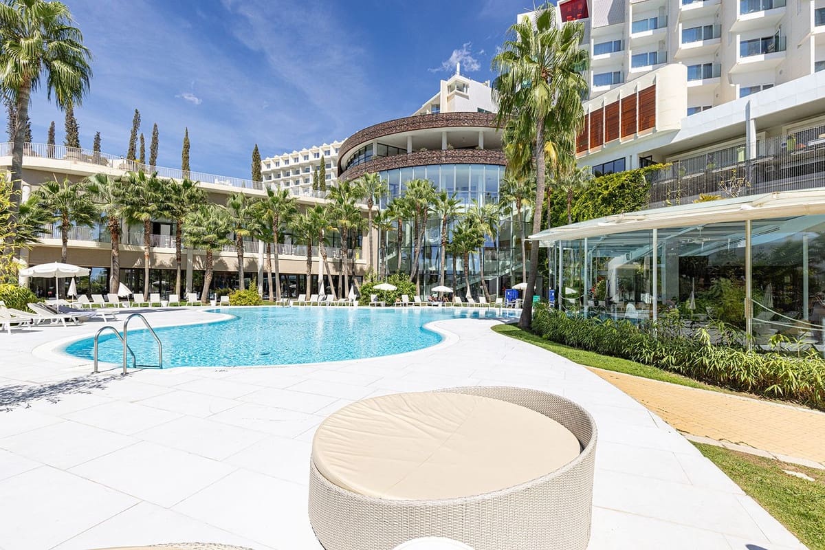 Apartamento de 3 habitaciones en Fuengirola en venta - 1.275.000 € (Ref: 9150666)