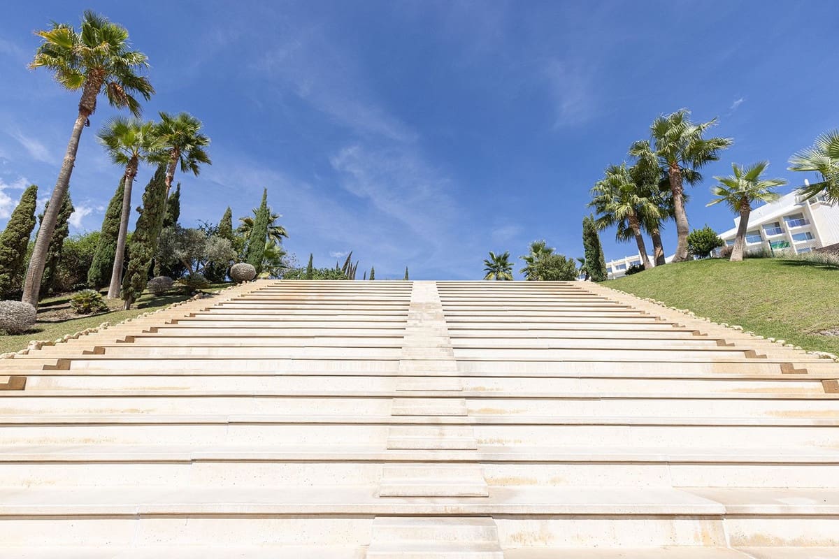 Apartamento de 3 habitaciones en Fuengirola en venta - 1.275.000 € (Ref: 9150666)