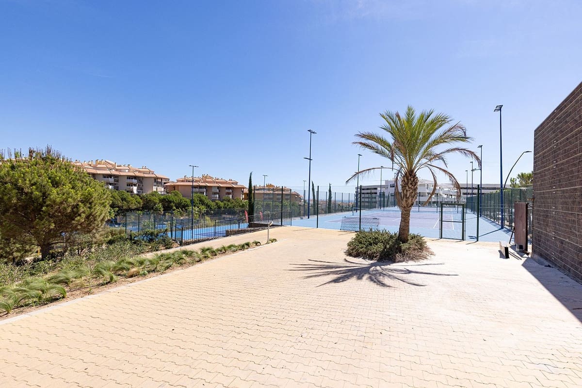 Apartamento de 3 habitaciones en Fuengirola en venta - 1.275.000 € (Ref: 9150666)
