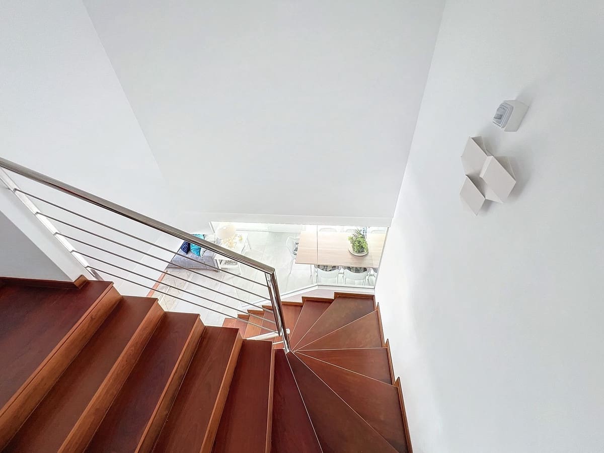 3 soveværelse Byhus til salg i Benalmadena med garage - € 1.200.000 (Ref: 9150668)