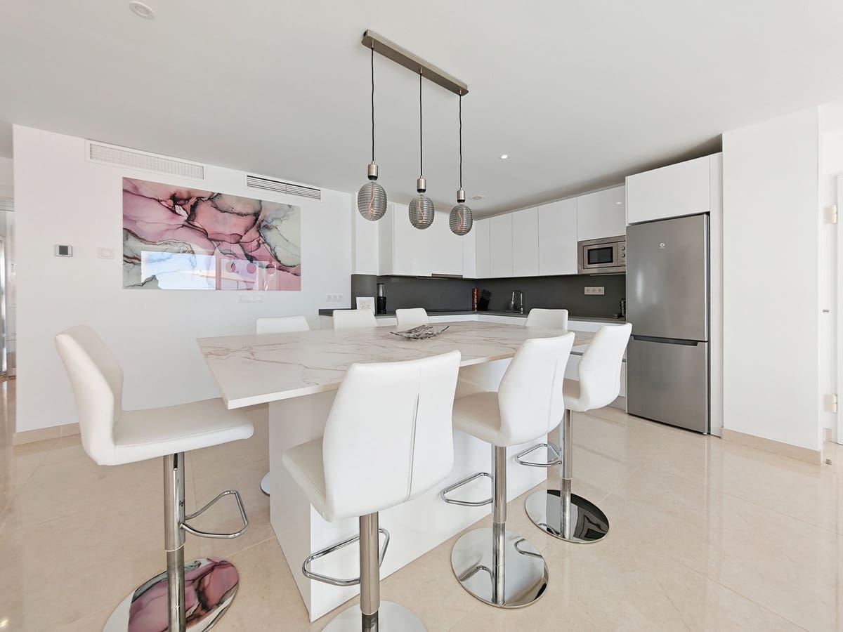 4 sypialnia Apartament na sprzedaż w La Cala de Mijas - 1 195 000 € (Ref: 9150670)