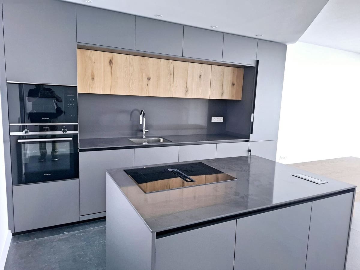 2 soverom Leilighet til salgs i Fuengirola med garasje - € 1 100 000 (Ref: 9150674)