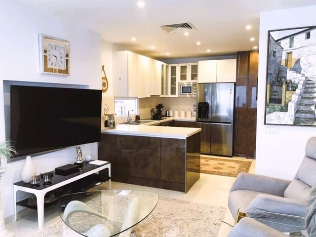 Apartamento de 2 habitaciones en Fuengirola en venta con garaje - 939.000 € (Ref: 9150675)