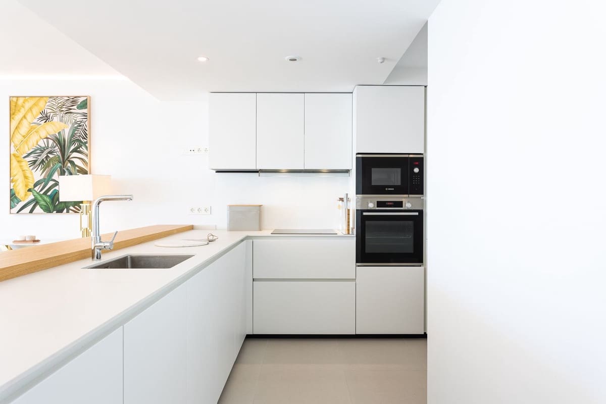 2 soverom Leilighet til salgs i Carvajal med garasje - € 1 070 000 (Ref: 9150676)