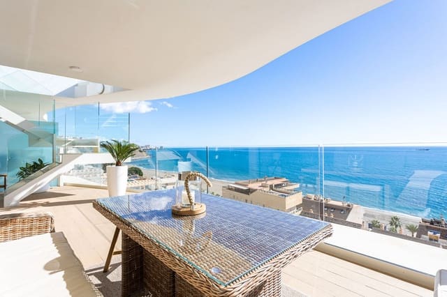 2 quarto Apartamento para venda em Carvajal, Fuengirola com garagem - 1 070 000 € (Ref: 9150676)