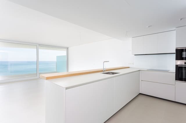 2 Zimmer Apartment zu verkaufen in Carvajal, Fuengirola mit Garage - 1.070.000 € (Ref: 9150676)