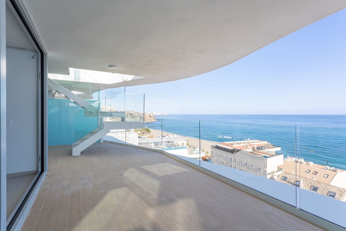 2 makuuhuone Huoneisto myytävänä paikassa Carvajal mukana 
autotalli - 1 070 000 € (Ref: 9150676)