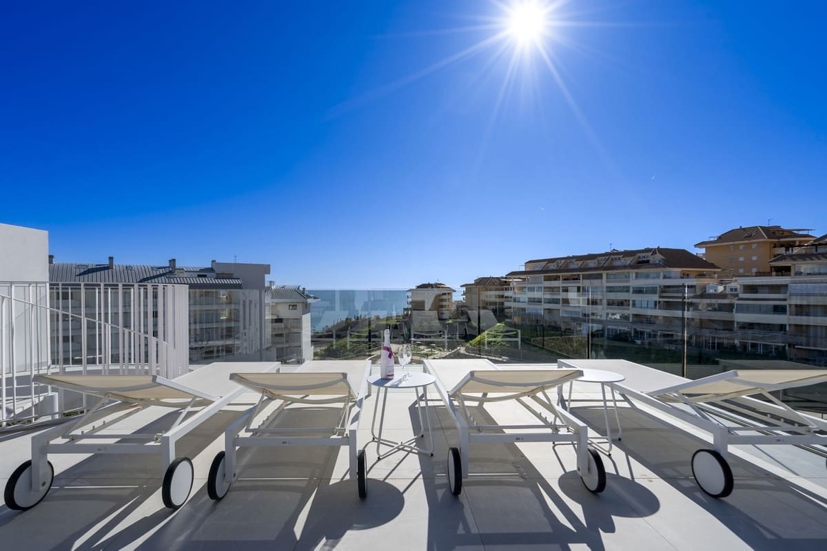 2 soverom Leilighet til salgs i Fuengirola - € 885 000 (Ref: 9150679)