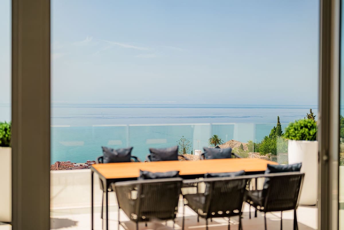 3 bedroom Apartment for sale in Benalmadena - € 985,000 (Ref: 9150680)