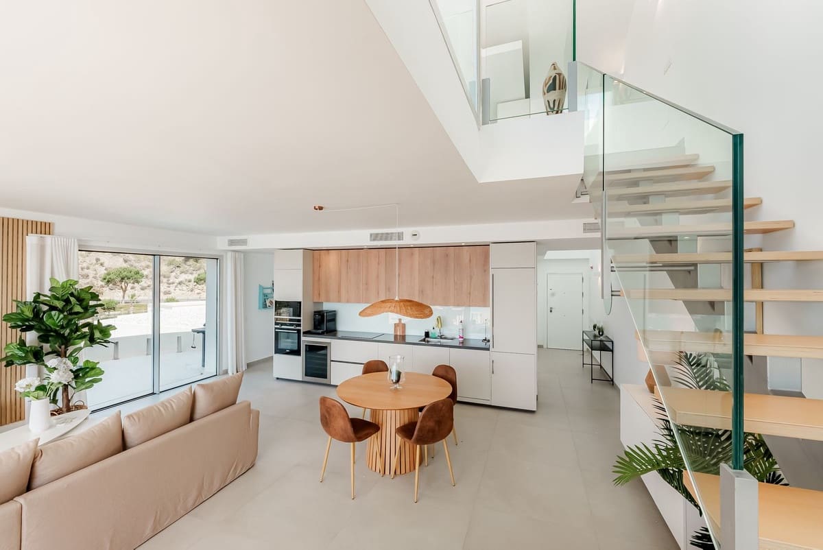 3 bedroom Apartment for sale in Benalmadena - € 985,000 (Ref: 9150680)