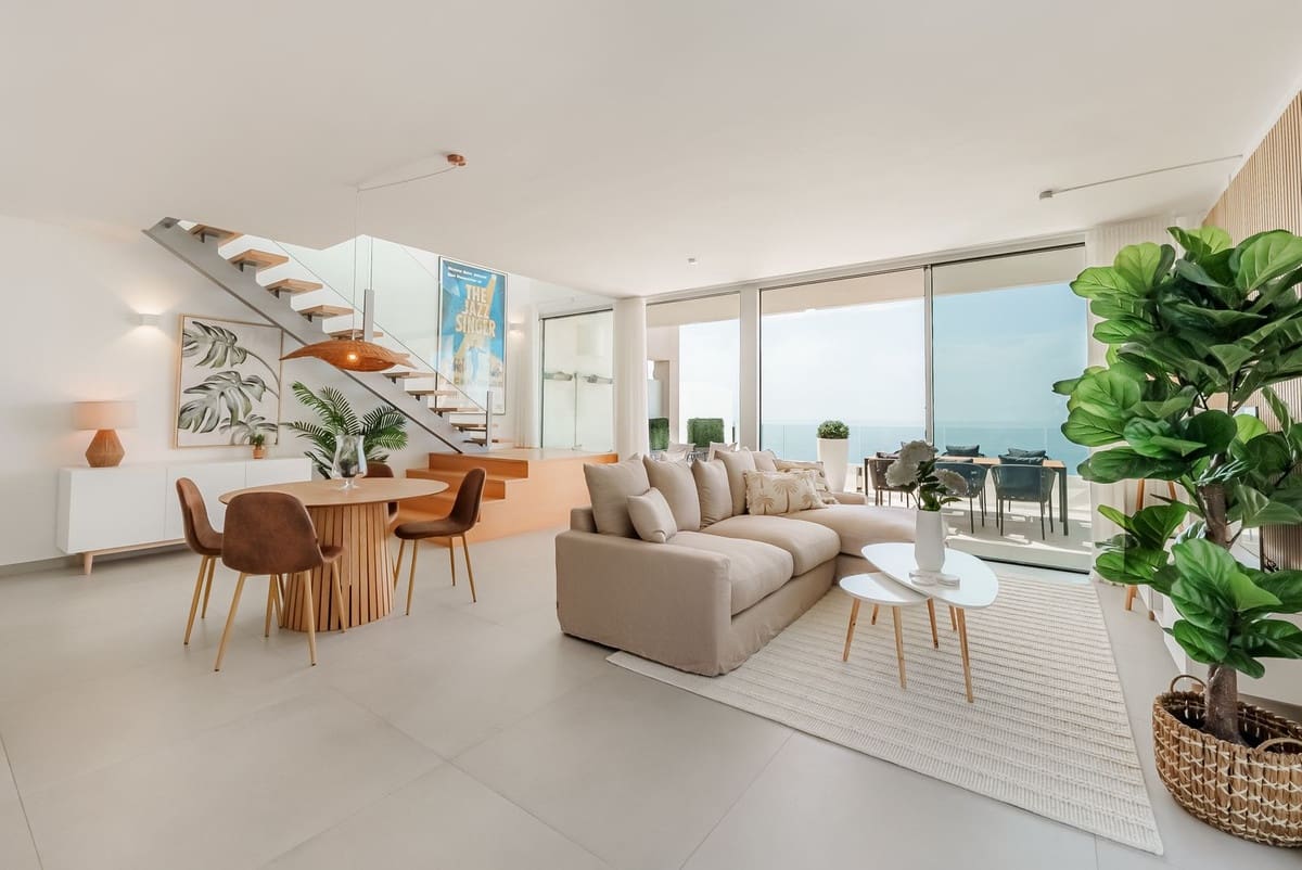 3 bedroom Apartment for sale in Benalmadena - € 985,000 (Ref: 9150680)